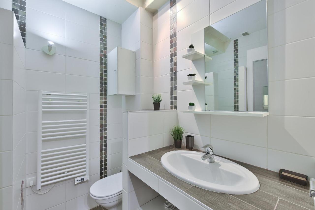 Appartement Le Spacieux Bressan - Hyper-Centre Bourg-en-Bresse Esterno foto